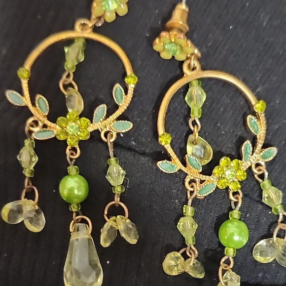 Earrings - Picture 3 of 3